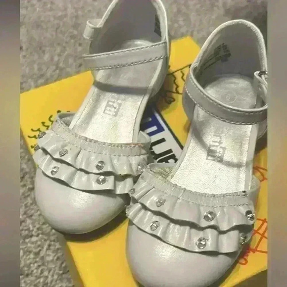 SmartFit Dress Ruffle Shoes - Picture 1 of 1